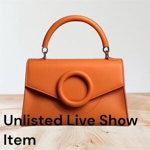Unlisted live show item
